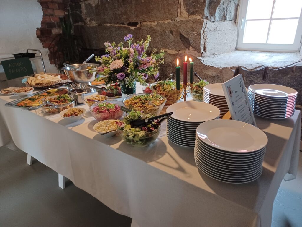 Catering ja pitopalvelu, häät.
